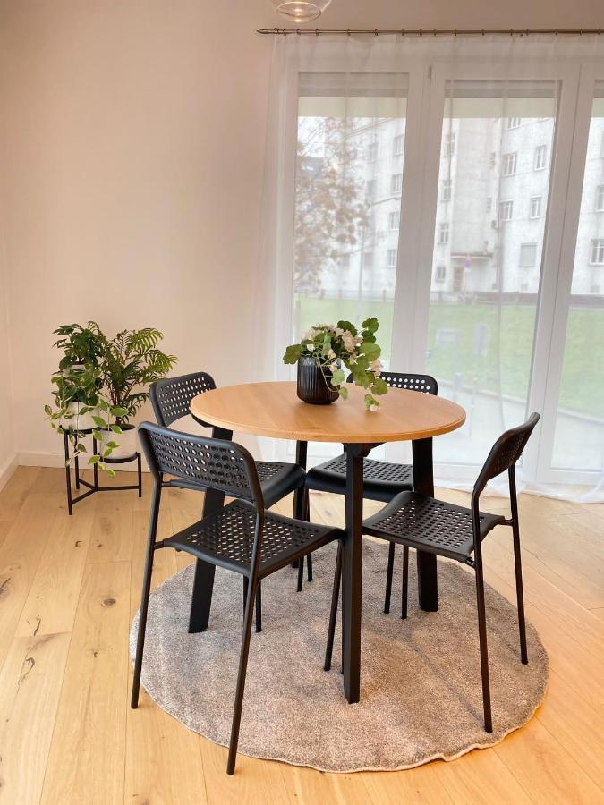 Appartement 2-room 150m To Metro